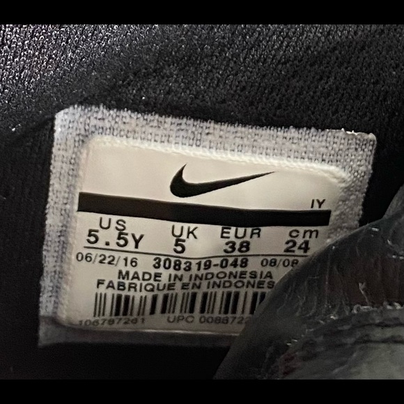 Nike Dunk High GS 'Black' Women's Size 7. (5.5Y) - Picture 2 of 8